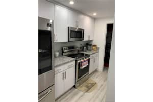 8877 Fontainebleau Blvd #203a, Miami, FL 33172, Sold 08/04/20