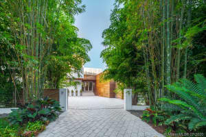460 N Mashta Dr, Key Biscayne, FL 33149, Sold 10/01/20