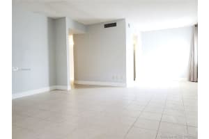 2366 E Mall Dr, Fort Myers, FL 33901, Sold 12/14/20