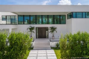70 N Hibiscus Dr, Miami Beach, FL 33139, Sold 02/17/21