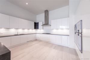 4701 Meridian Ave, Miami Beach, FL 33140, Sold 05/24/21
