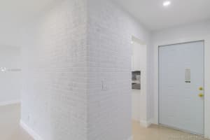 569 Casper Ave, West Palm Beach, FL 33413, Sold 07/24/20