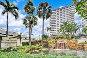 801 Brickell Bay Dr, Miami, FL 33131, Sold 09/02/20