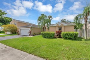 7210 SW 41st Ct, Davie, FL 33314, Sold 08/24/20