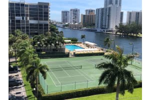 400 Leslie Dr, Hallandale Beach, FL 33009, Sold 10/20/20