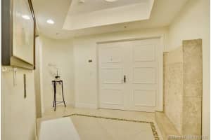 3535 S Ocean Dr, Hollywood, FL 33019, Sold 12/28/20