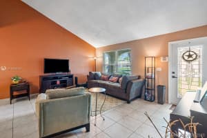 10350 SW 50th Ct, Cooper City, FL 33328, Sold 08/31/20
