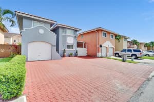 15337 SW 39th Ln, Miami, FL 33185, Sold 09/04/20
