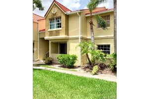 18328 NW 68th Ave, Hialeah, FL 33015, Sold 09/14/20