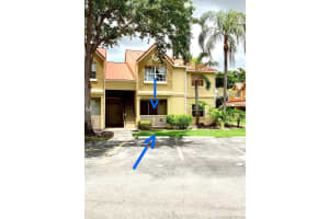 18328 NW 68th Ave, Hialeah, FL 33015, Sold 09/14/20