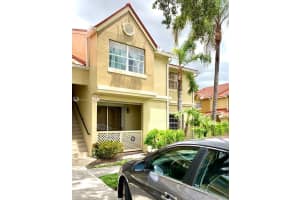 18328 NW 68th Ave, Hialeah, FL 33015, Sold 09/14/20