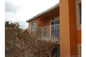 6952 SW 39th St APT C302, Davie, FL 33314, Sold 09/21/20