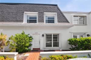 2609 NE 10th St, Hallandale Beach, FL 33009, Sold 09/11/20