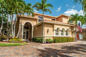 1000 SW 189th Ave, Pembroke Pines, FL 33029, Sold 10/06/20