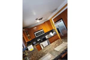 9953 NW 123rd St, Hialeah Gardens, FL 33018, Sold 08/04/20