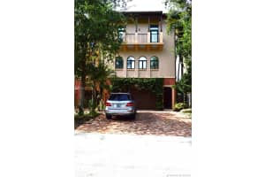 6214 Paradise Point Dr, Palmetto Bay, FL 33157, Sold 12/08/20