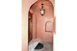 6214 Paradise Point Dr, Palmetto Bay, FL 33157, Sold 12/08/20