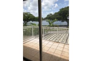 19080 NW 86th Ct, Hialeah, FL 33015, Sold 03/09/21