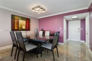 600 Parkview Dr # 1132, Hallandale Beach, FL 33009, Sold 11/20/20