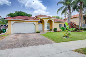 10233 SW 157th Ct, Miami, FL 33196, Sold 08/21/20