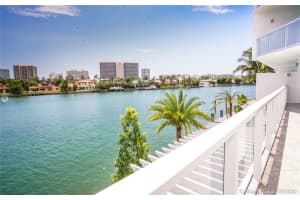 9821 E Bay Harbor Dr, Bay Harbor Islands, FL 33154, Sold 09/24/21