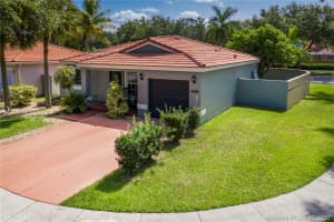 19201 NW 90th Ct, Hialeah, FL 33018, Sold 09/01/20