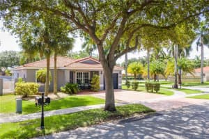 19201 NW 90th Ct, Hialeah, FL 33018, Sold 09/01/20