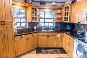 24863 SW 127th Pl, Homestead, FL 33032, Sold 08/25/20