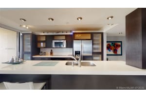 2555 Collins Ave, Miami, FL 33140, Sold 10/30/20