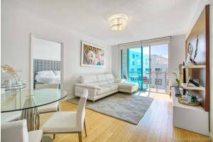 110 Washington Ave, Miami Beach, FL 33139, Sold 08/28/20