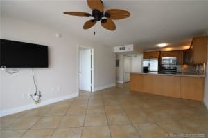 401 Ocean Dr, Miami Beach, FL 33139, Sold 08/24/20