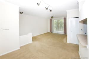 17150 N Bay Rd, Sunny Isles Beach, FL 33160, Sold 12/21/20