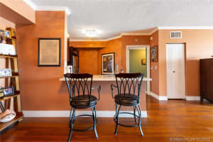 17100 N Bay Rd, Sunny Isles Beach, FL 33160, Sold 10/01/20