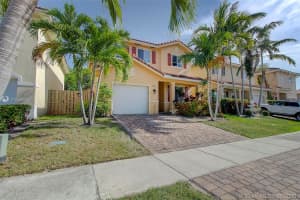 8956 SW 215th Ln, Cutler Bay, FL 33189, Sold 08/27/20