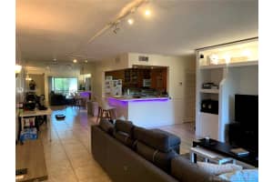 9392 SW 77th Ave APT E7, Miami, FL 33156, Sold 11/17/20