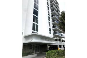 7928 West Dr, North Bay Village, FL 33141, Sold 12/22/20