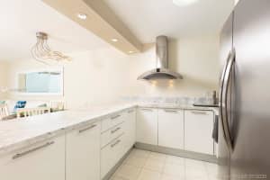 465 Ocean Dr, Miami Beach, FL 33139, Sold 01/22/21