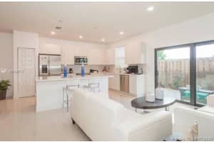 10407 NW 82nd St, Doral, FL 33178, Sold 09/11/20