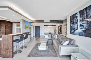 20191 E Country Club Dr, Miami, FL 33180, Sold 11/18/20