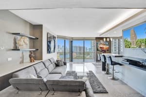 20191 E Country Club Dr, Miami, FL 33180, Sold 11/18/20