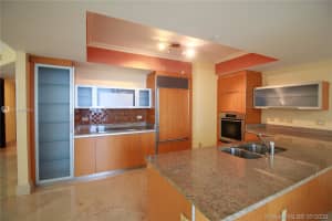 17201 Collins Ave, Sunny Isles Beach, FL 33160, Sold 10/23/20