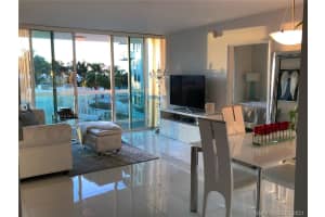 1800 N Bayshore Dr, Miami, FL 33132, Sold 04/30/21