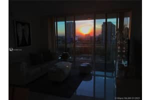 1800 N Bayshore Dr, Miami, FL 33132, Sold 04/30/21