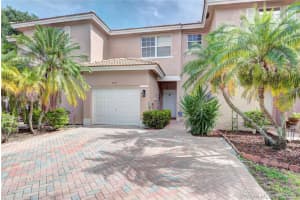 9159 NW 40th Pl, Sunrise, FL 33351, Sold 08/31/20