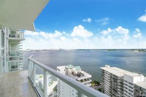 218 SE 14th St, Miami, FL 33131, Sold 09/16/20