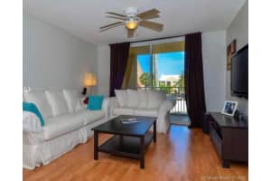 720 SW 111th Ave, Pembroke Pines, FL 33025, Sold 09/23/20