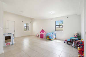 2533 SE 1st St, Homestead, FL 33033, Sold 08/26/20