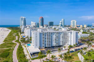 465 Ocean Dr, Miami Beach, FL 33139, Sold 09/03/20
