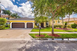 219 Landings Blvd, Weston, FL 33327, Sold 09/28/20