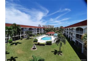 580 Egret Dr, Hallandale Beach, FL 33009, Sold 04/15/21